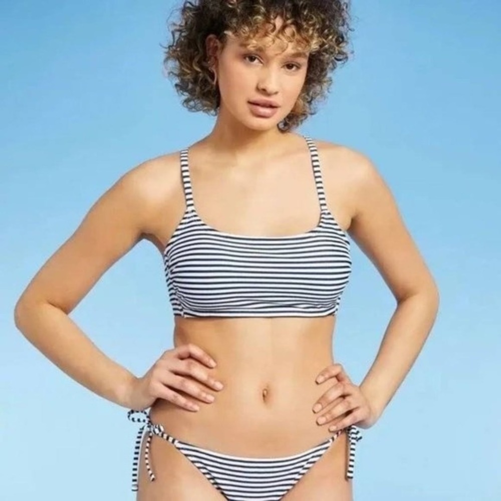 NWT Xhilaration Bikini Top Back Tie Closure Navy Blue White‎ Stripe XS